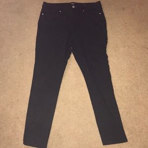 Black Nine West skinny jeans